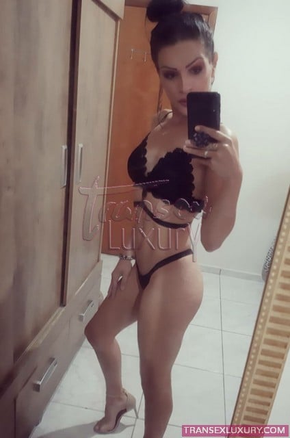 Agatha Santine - Foto 24 de 49