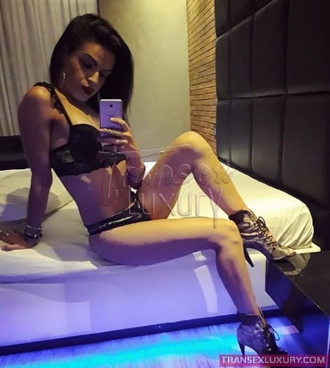 Agatha Santine - Foto 27 de 49