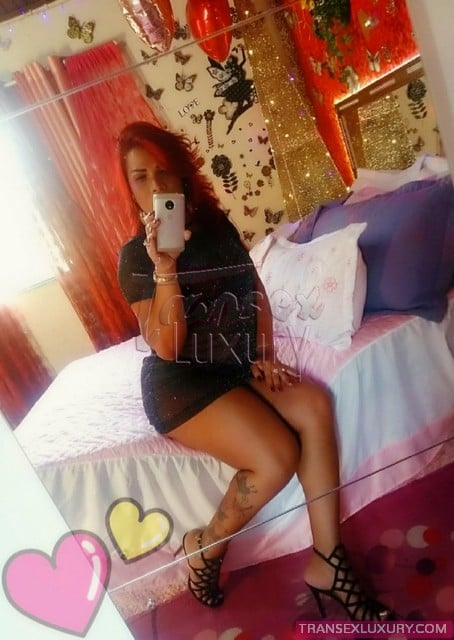 Alana Marinho - Foto 1 de 122