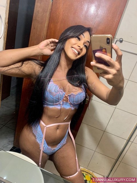 Alice Barros - Foto 1 de 35