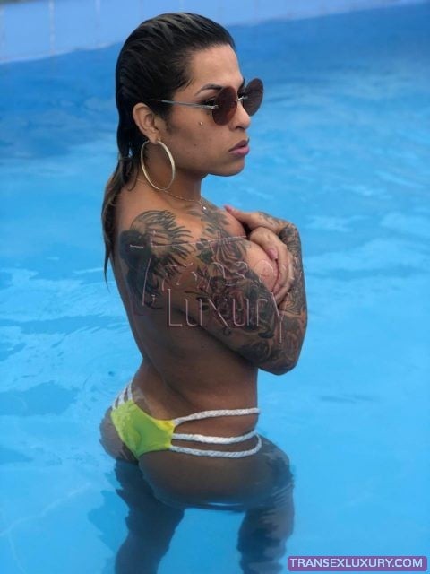 Adrielly Sants - Foto 39 de 141