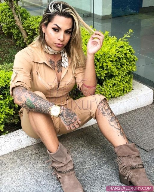 Adrielly Sants - Foto 43 de 141
