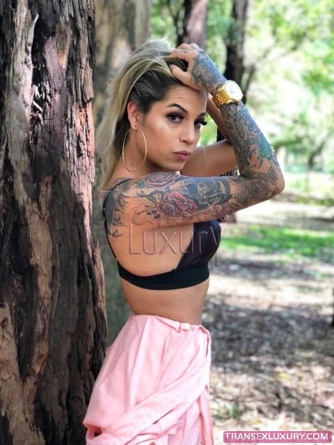 Adrielly Sants - Foto 59 de 141