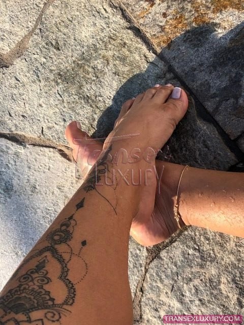 Adrielly Sants - Foto 71 de 141