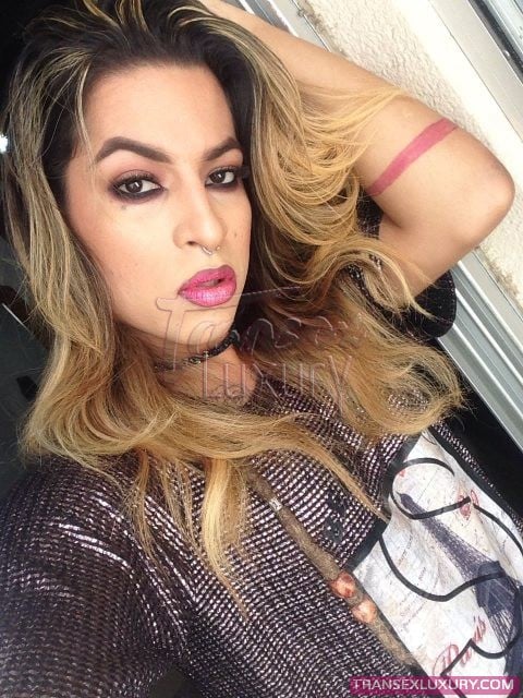Adrielly Sants - Foto 122 de 141