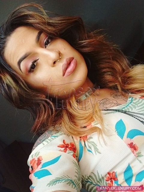 Adrielly Sants - Foto 125 de 141