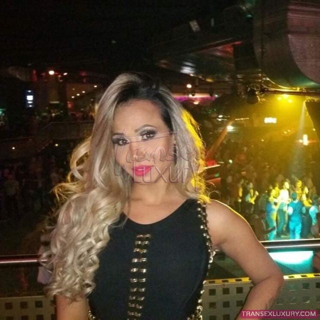 Aghata Ferraz - Foto 91 de 176