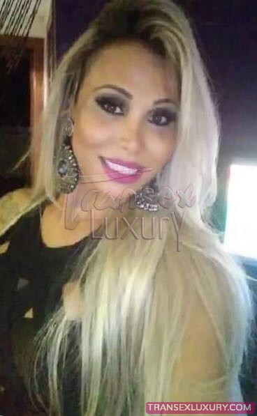 Aghata Ferraz - Foto 97 de 176