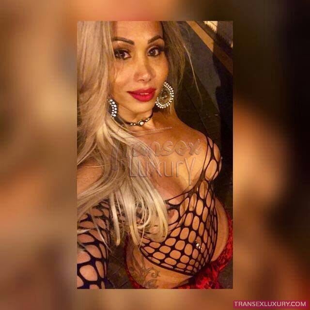 Aghata Ferraz - Foto 124 de 176