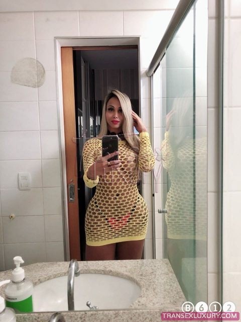 Aghata Ferraz - Foto 139 de 176