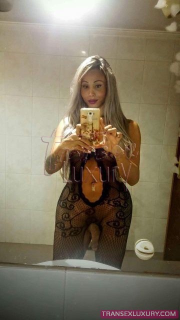 Aghata Ferraz - Foto 151 de 176