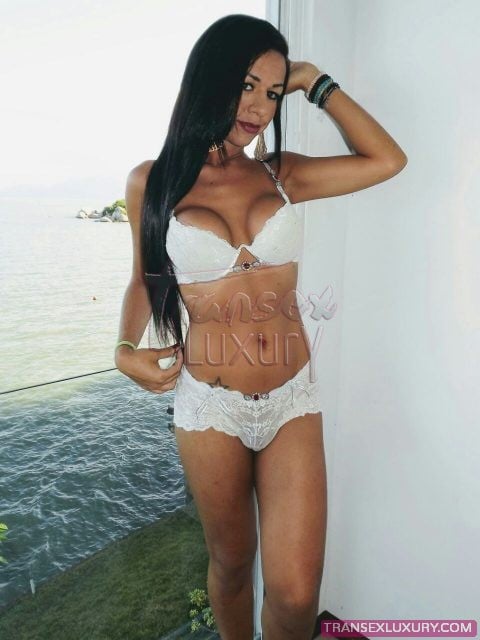Alexia Lillity - Foto 29 de 55