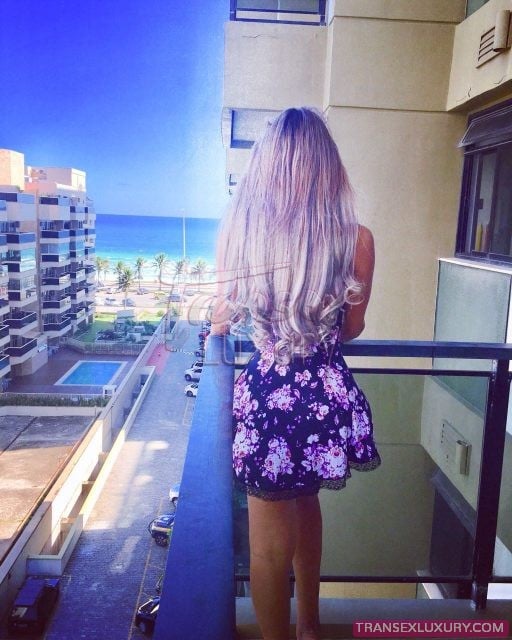 Aline Collucy - Foto 39 de 60