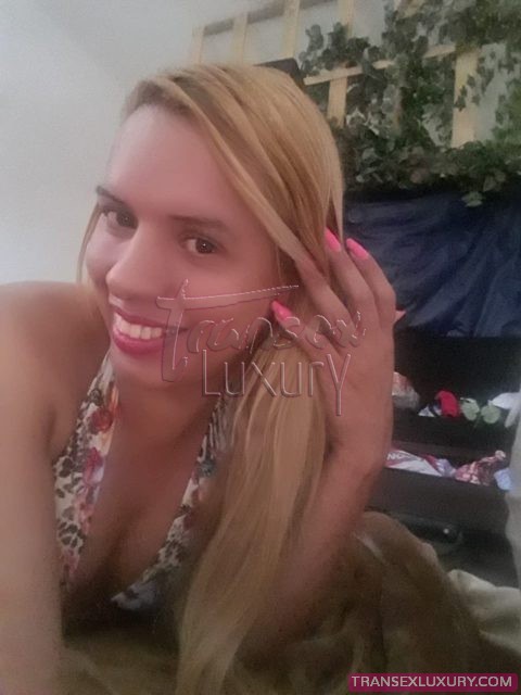 Anitta Carioca - Foto 15 de 45