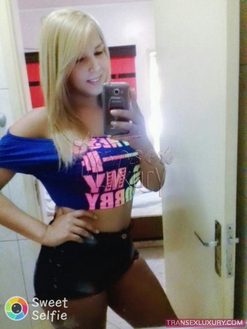 Allexya Alves - Foto 16 de 38