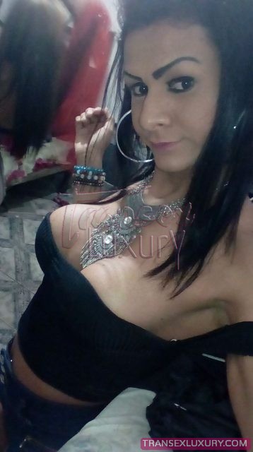 Andressa Bueri - Foto 27 de 115