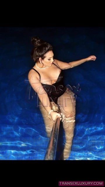 Anne Santos - Foto 10 de 21