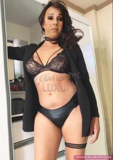 Adriana Macedo - Foto 11 de 17