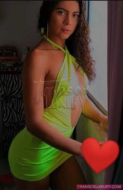 Ana Julia - Foto 14 de 16