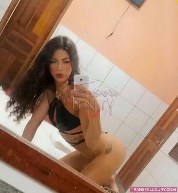 Ana Julia - Foto 5 de 16