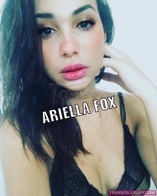Ariella Fox - Foto 1 de 6