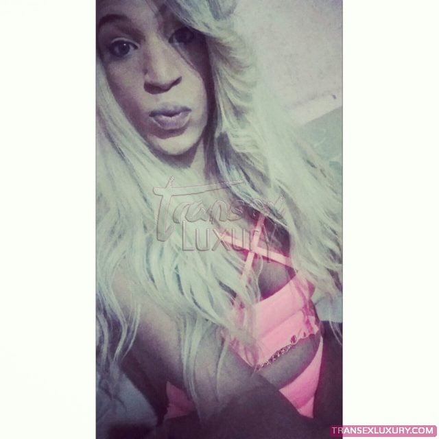 Barbielly Marquezinny - Foto 32 de 135