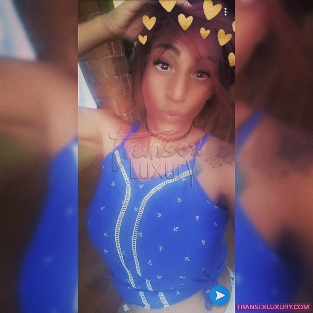 Barbielly Marquezinny - Foto 48 de 135