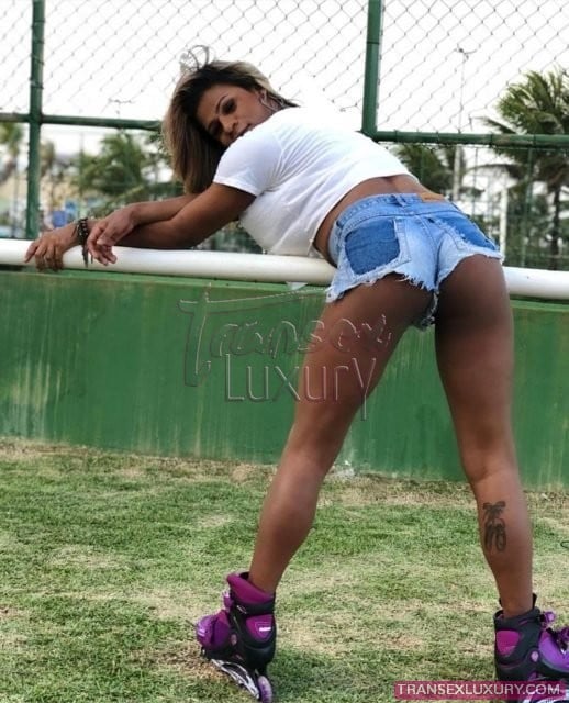 Bruna Ávila - Foto 4 de 17