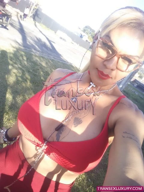 Bianca Araújo - Foto 8 de 13