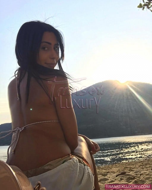 Bruna Ferraz - Foto 16 de 22