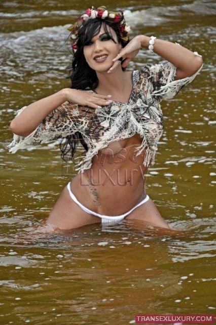Carla Abiazzi - Foto 106 de 172