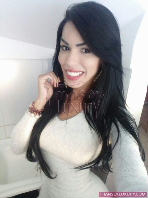 Daniela Ferraz - Foto 64 de 98