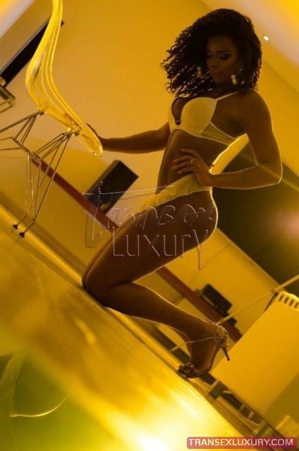Dyana Leite - Foto 15 de 33