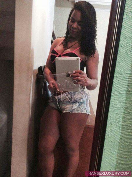 Dyana Leite - Foto 29 de 33