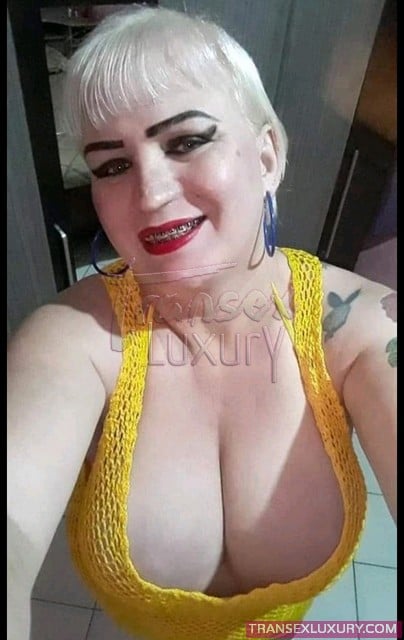 Débora Mendes - Foto 1 de 7