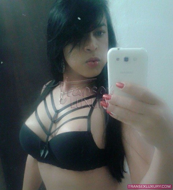Emilly Kelly - Foto 11 de 49