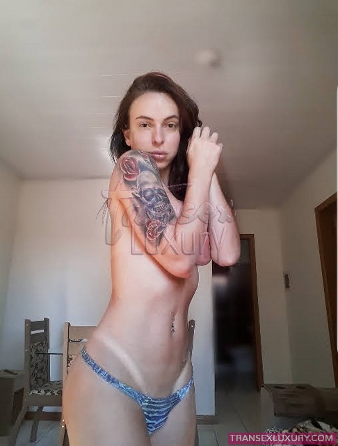 Fiorela Vargas - Foto 4 de 7