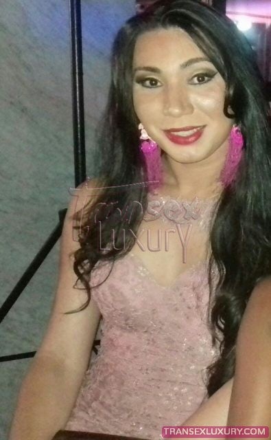 Fernanda Fox - Foto 1 de 19