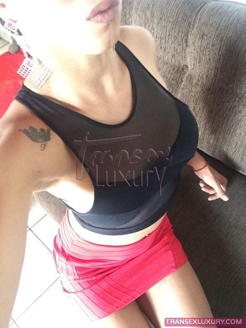 Fernanda Suzuky - Foto 27 de 36