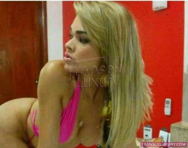 Flávia Flasaq - Foto 2 de 5