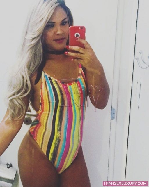 Flavia Valeska - Foto 71 de 105