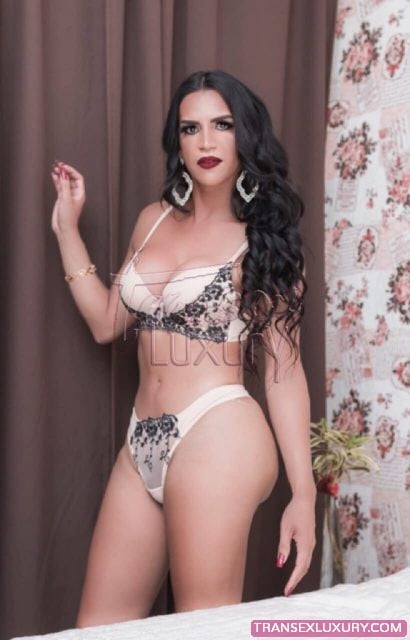Francine Macedo - Foto 6 de 25