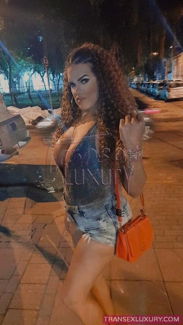 Gabriella Andrade - Foto 1 de 20