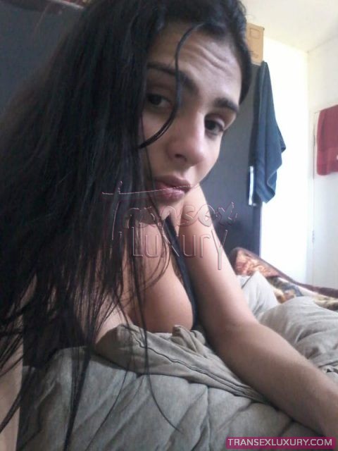 Gabriella Souza - Foto 17 de 20