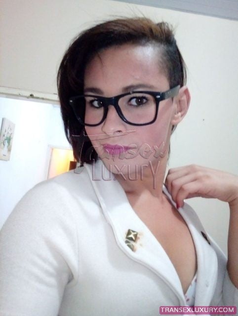 Hillary Padua - Foto 7 de 11
