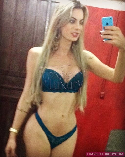 Ysah Martinelli - Foto 34 de 73