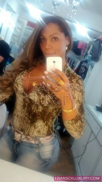 Isadora Tavares - Foto 34 de 45