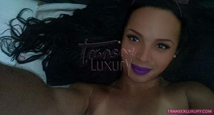 Jenifer Ferrari - Foto 8 de 19