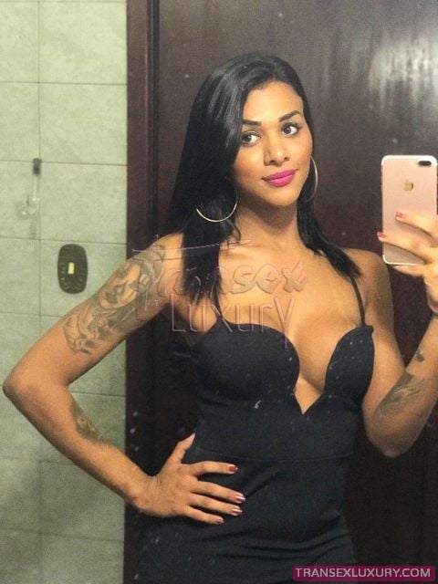 Julia Alves - Foto 16 de 182