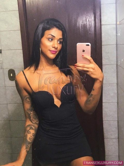 Julia Alves - Foto 21 de 182